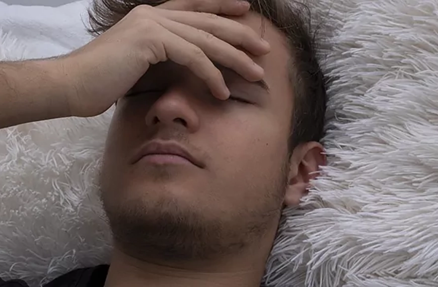 Kaularankaperäinen huimaus: Syyt, oireet ja hoito