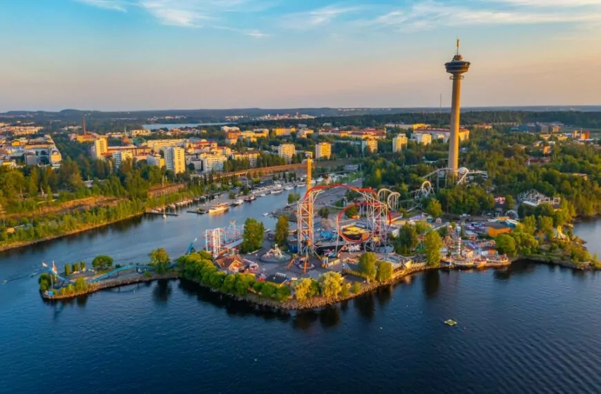 Kulttuurimenoja: huvipuistot, taidenäyttelyt ja elokuvat Tampereella henkilökohtaisen avustajan kanssa